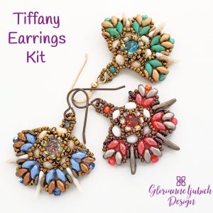 Crescent bead earrings design